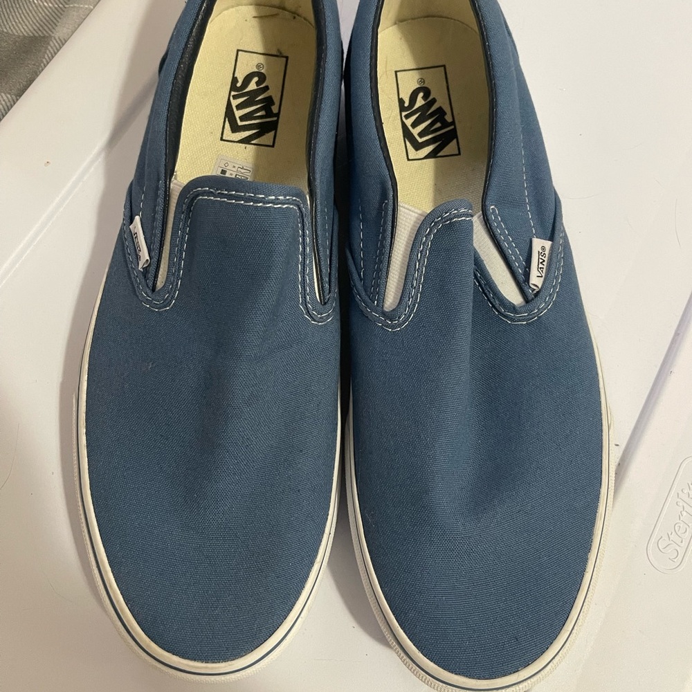 Vans Slip On Mens 11/Womens 12.5 Brand New Sneakers